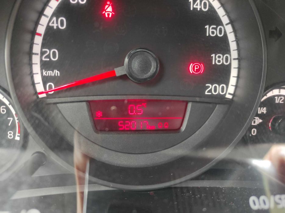 Wynajem samochodu Citigo LPG 49 zł Bolt food Uber Eats rent car glovo