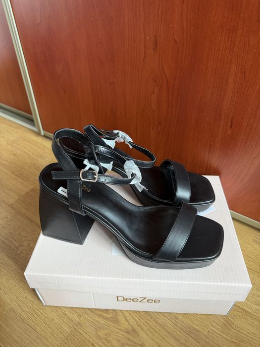 Sandaly deezee 38 nowe