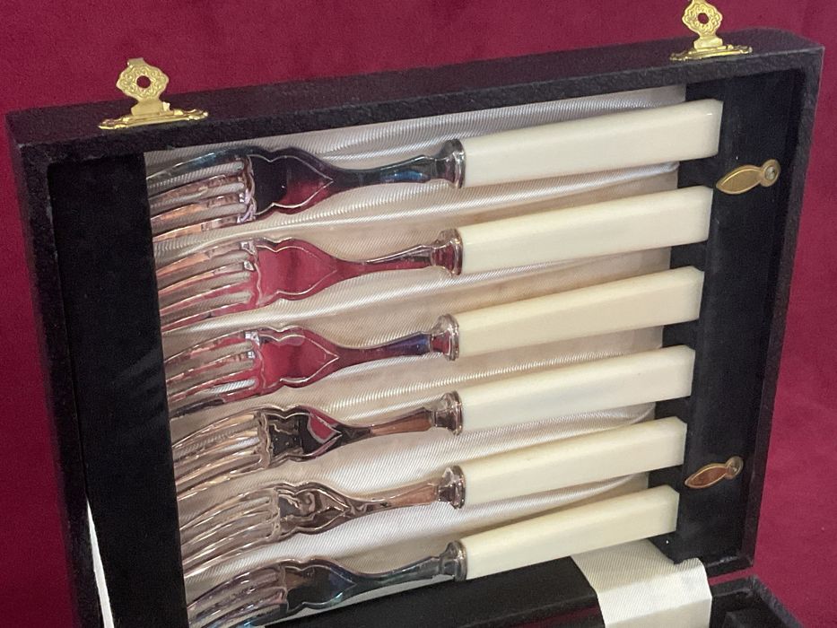 Serviço de talheres peixe 12 peças banhado a prata