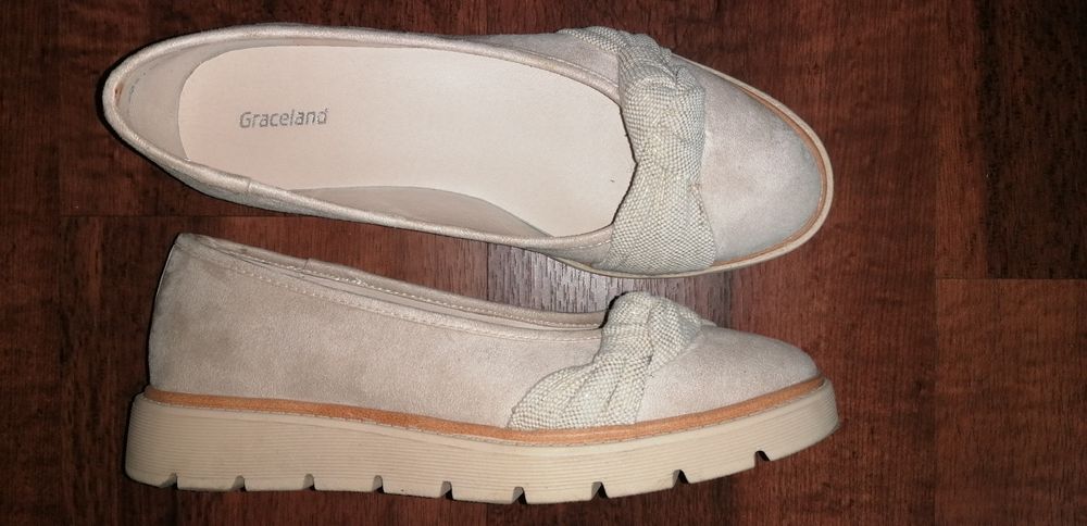 Buty Graceland na malej koturnie roz. 38 stan bdb
