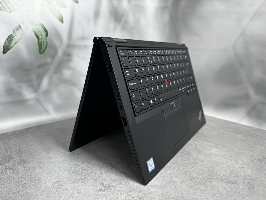 Сенсорний ноутбук Lenovo ThinkPad X380 Yoga / i5-8250U / 8GB / 128GB M.2 SSD / 13.3" Full HD IPS Touch / Стилус