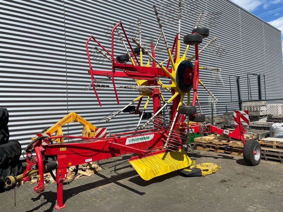 Zgrabiarka Pottinger Eurotop 881 Karuzelowa