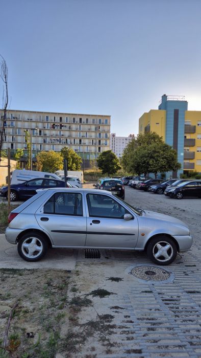 Vendo ford fiesta512135721754316805