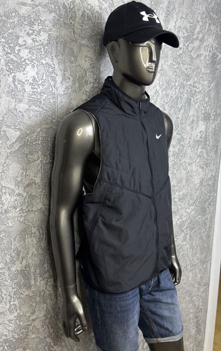 Nike Therma-fit running жилетка XL размер беговая черная