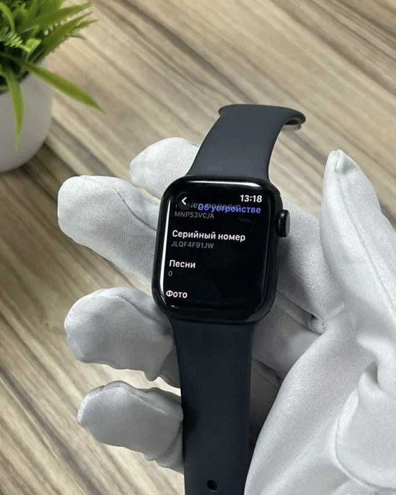 Apple Watch 8 41 mm 100% батарея