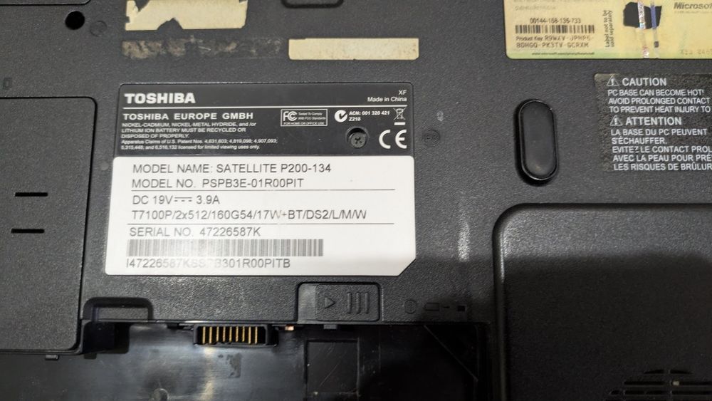 Продам ноутбук TOSHIBA