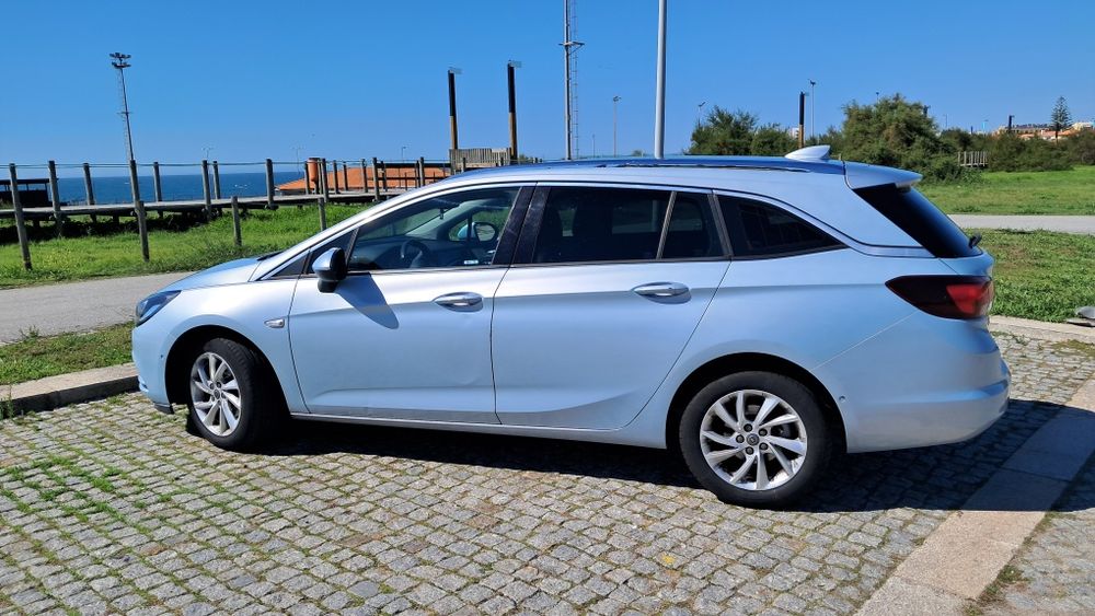 Opel Astra Sports Tourer 1.6 INNOVATION