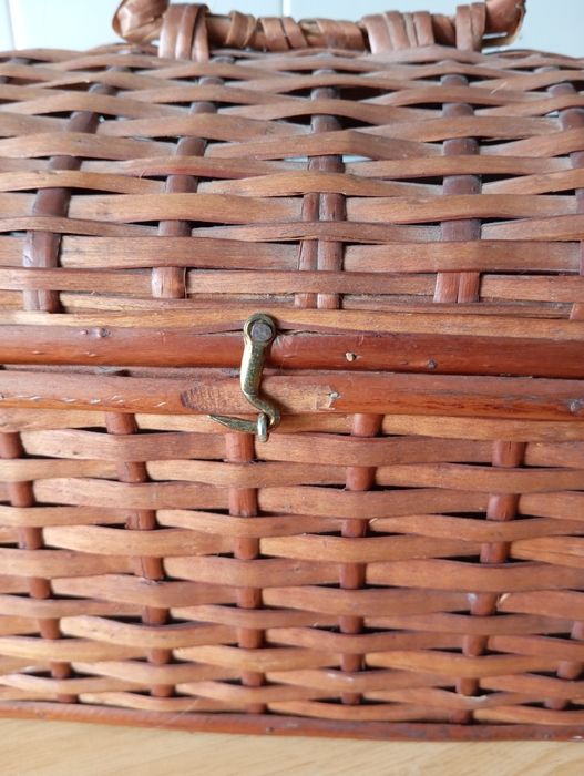 Cesto verga antigo