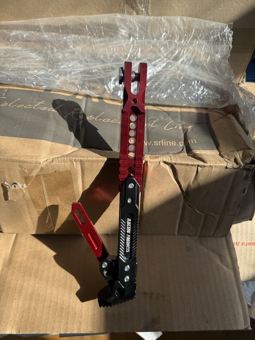 Підніжка на мотоцикл регулювальна