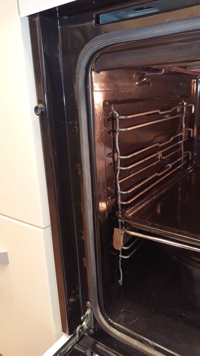 Духовка встроенная Whirlpool AKZM 7820/WH