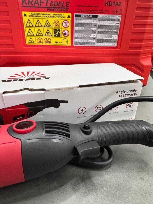 Кутова шліфувальна машина болгарка 950Вт/125 мм з регулюванням обертів