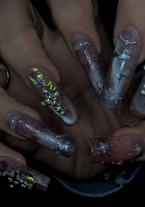 Манікюр корекція нарощення педікюр сихів