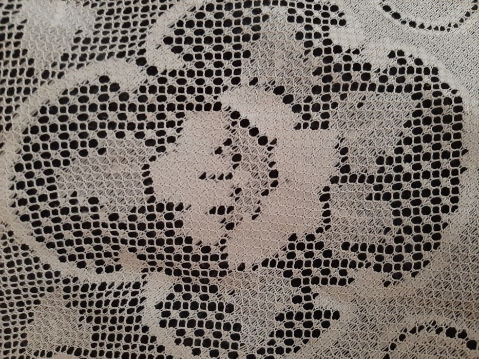 Toalha Vintage Redonda de Renda cerca de 181,5 cm