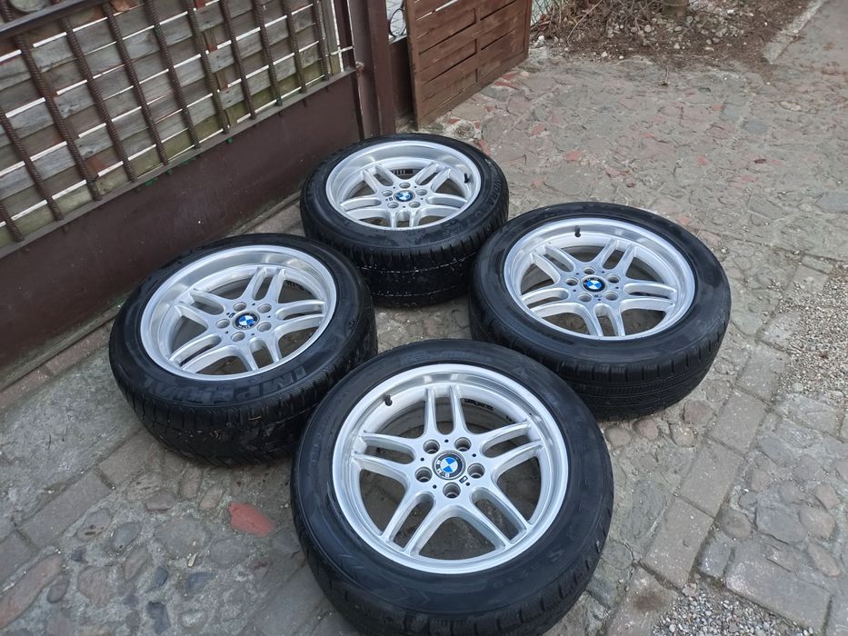Komplet felg R18 Styling 37 8 i 9.5J BMW E38 RARYTAS