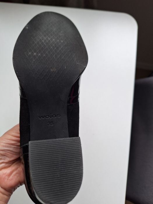 Buty na słupku, czarne