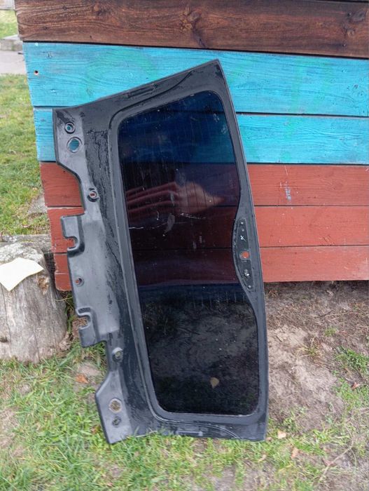 Стекло багажника BMW универсал (E91).