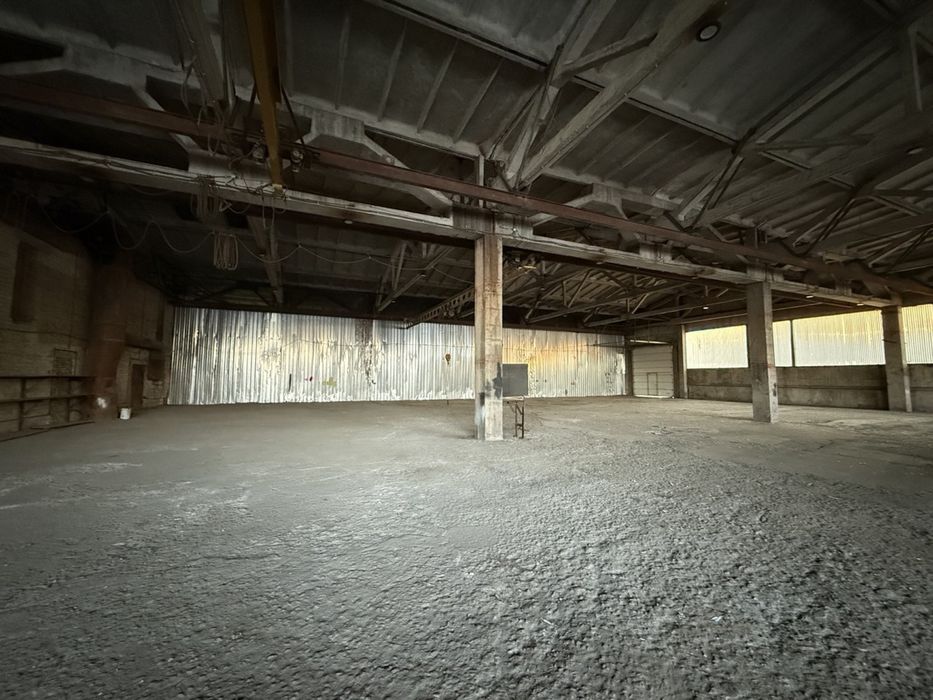 Оренда приміщення 1600 м.кв