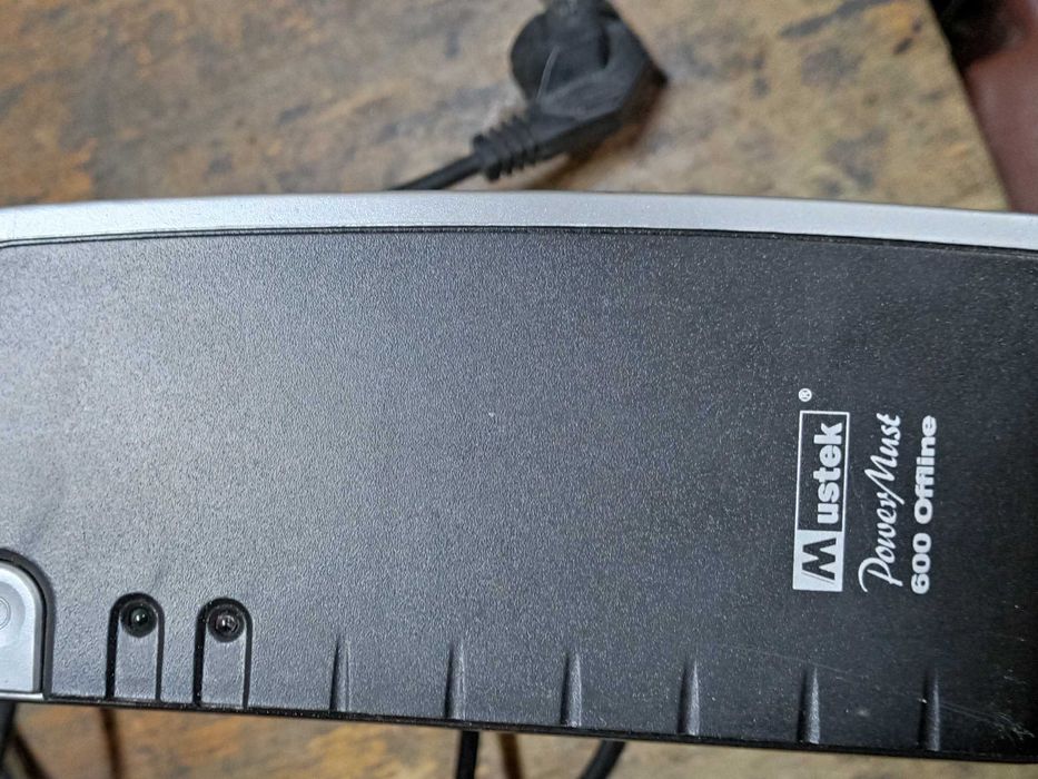 ДБЖ Mustek PowerMust 600 offline ИБП