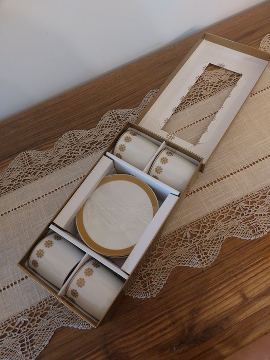 Conjunto 4 chávenas de café com motivo de Natal