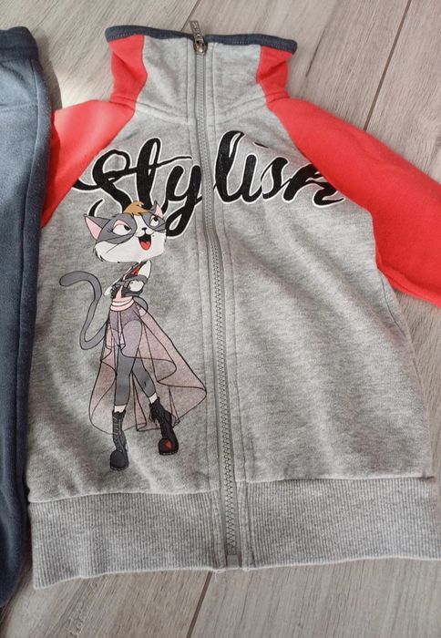 Dres dla dziewczynki r.92