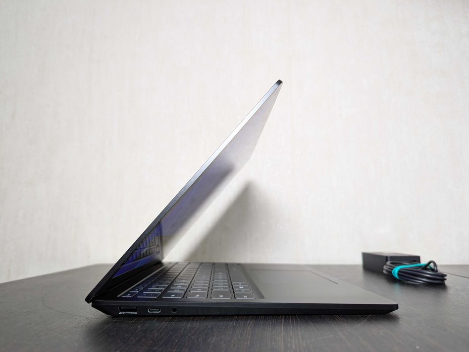 Microsoft Surface Laptop 4 AMD Ryzen 7 16/512gb 8 ядер 16 потоків