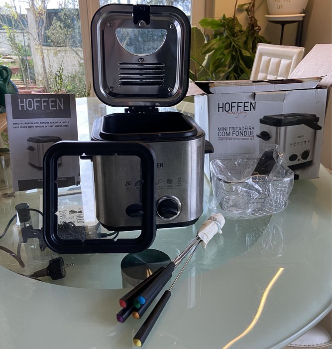 Máquina 2 em 1 Fondue e Fritadeira Elétrica Hoffen - 1,2l - 840W usada