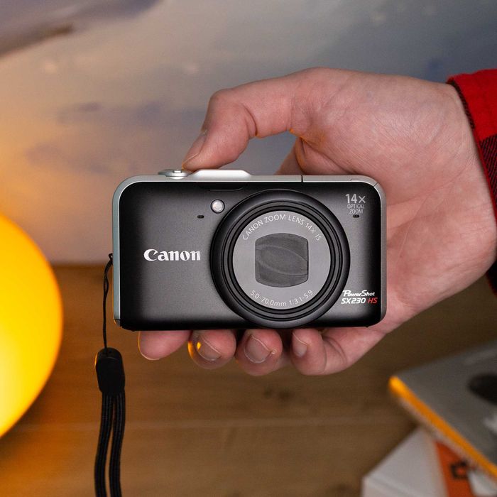Canon PowerShot SX230 HS - Цифровий фотоапарат