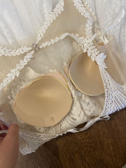 Suknia ślubna i welon