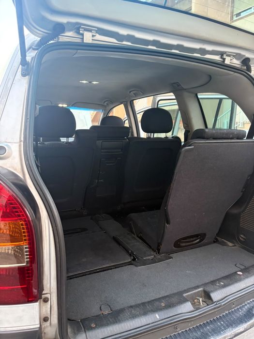 OPEL ZAFIRA 2.0 7 lugares