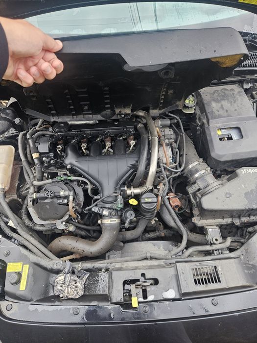 продам volvo v50 2.0
