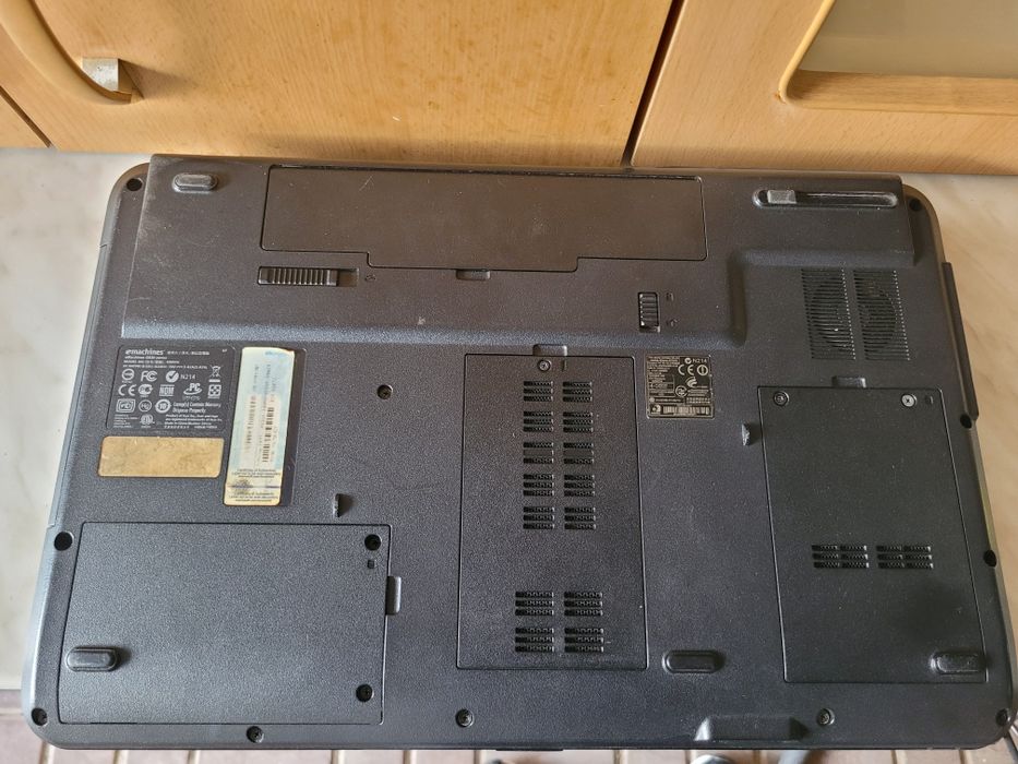Komputer Laptop ACER eMachines G630 series
