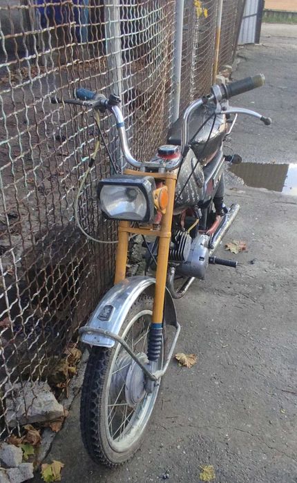 Продам мопед карпатий