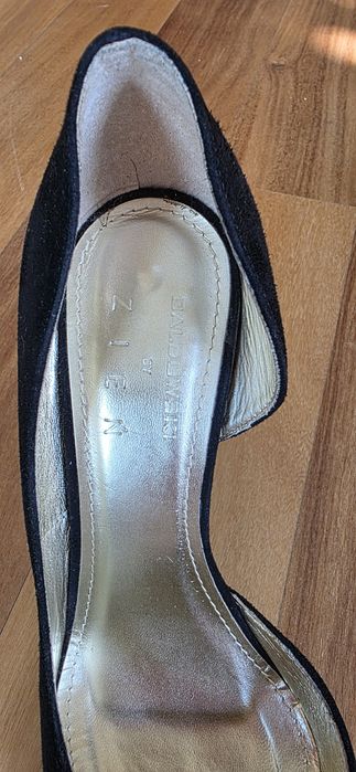 Czółenka czarne zamszowe Baldowski by Zień jak nowe r.37