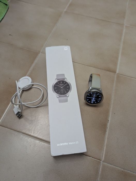 Samsung Galaxy Z Flip6 + Xiaomi watch s3 Smartwatch
