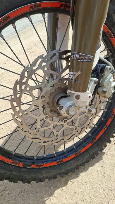 Ktm EXC-F 250 com extras