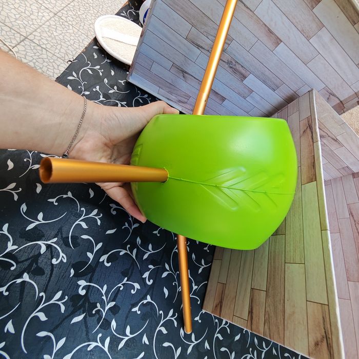 Treinador de swing para golfe, em muito bom estado.
