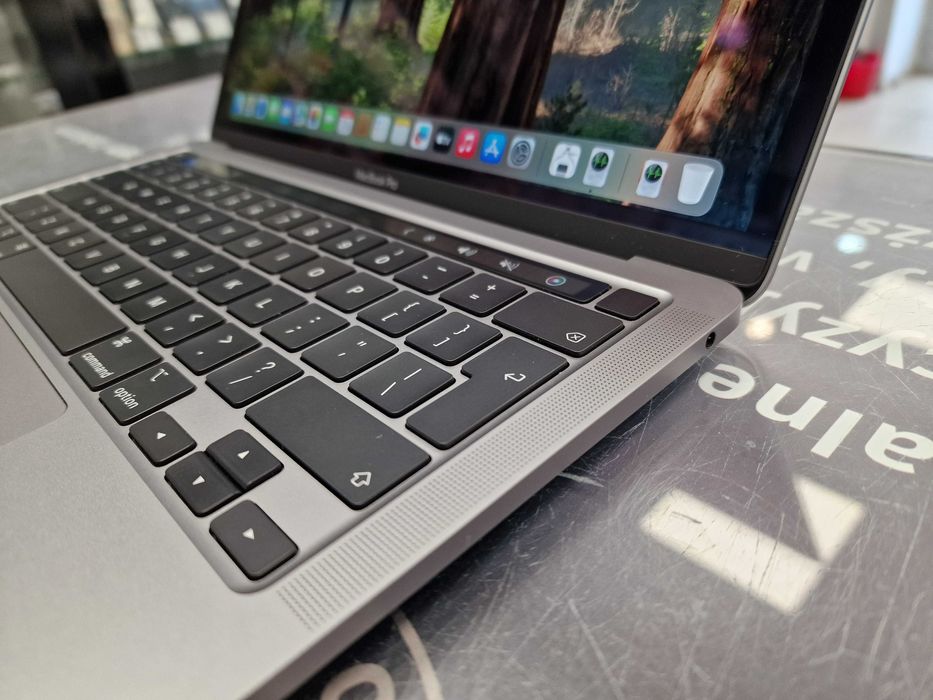 Macbook PRO 13 2022 M2/ 8GB DDR5/ 256GB/ Space Gray/ 37 cykli/ Grad A-