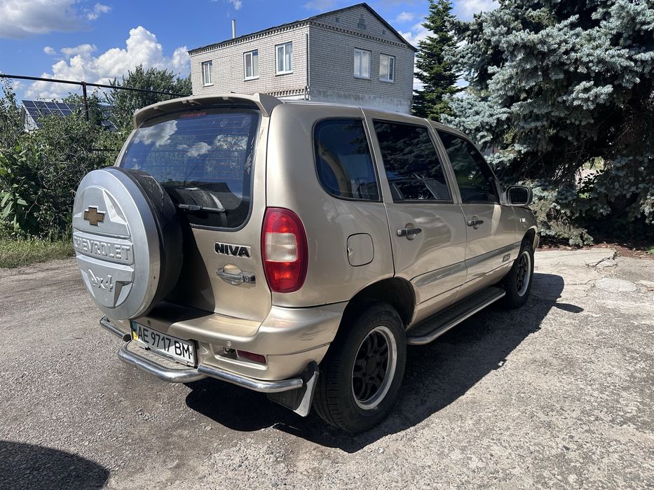 Chevrolet Niva 1.7 GLS