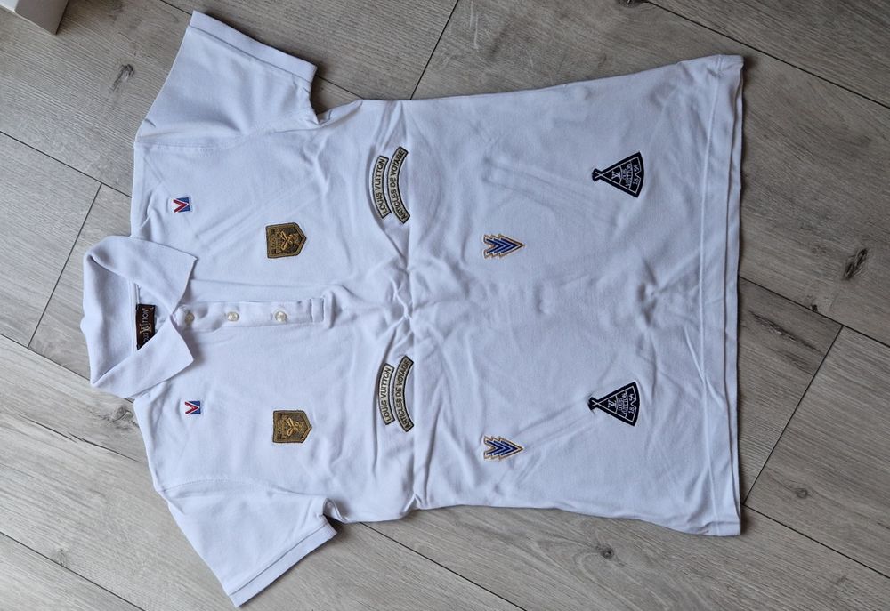 Bluzka z haftami Louis Vuitton  koszulka polo kołnierzyk hafty