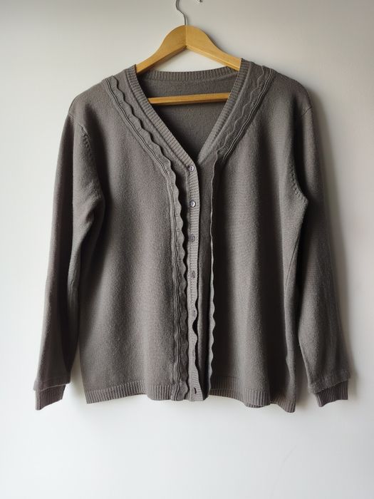 Szary kardigan sweter dzianinowy falbanka guziki dekolt V XL 42 44 oversize