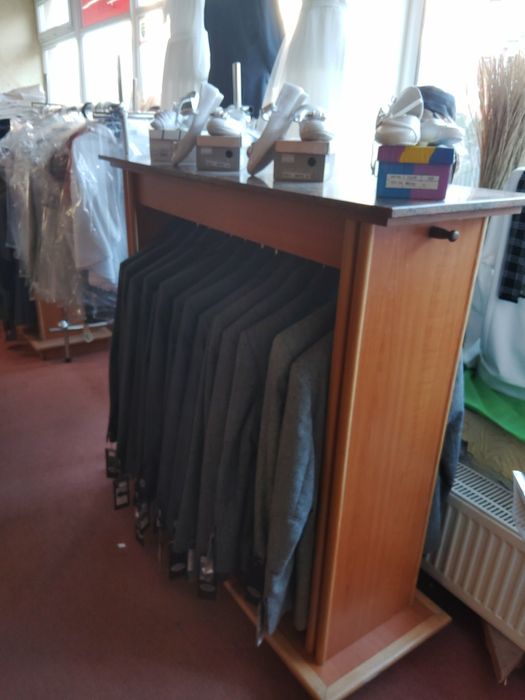 Meble sklepowe regały