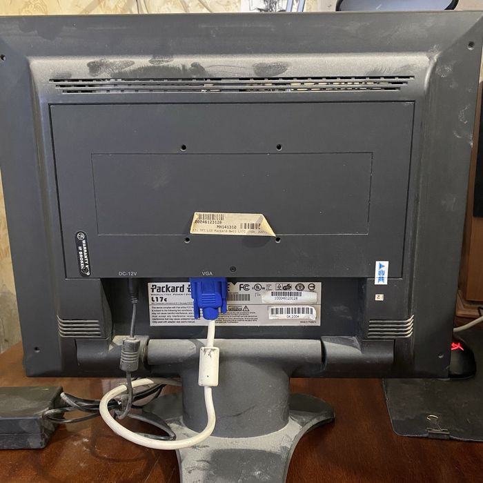 Монитор 17 packard bell