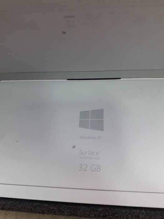 Microsoft Surface RT 32Gb (model 1572)