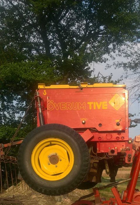 Fortshritt 323a /Ciągnik LTZ 55 A  / Talerzówka Dal-bo/ Siewnik Overum