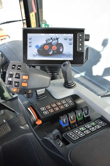 Ciągnik rolniczy Valtra S4 S294 rok prod. 2019 NAVI