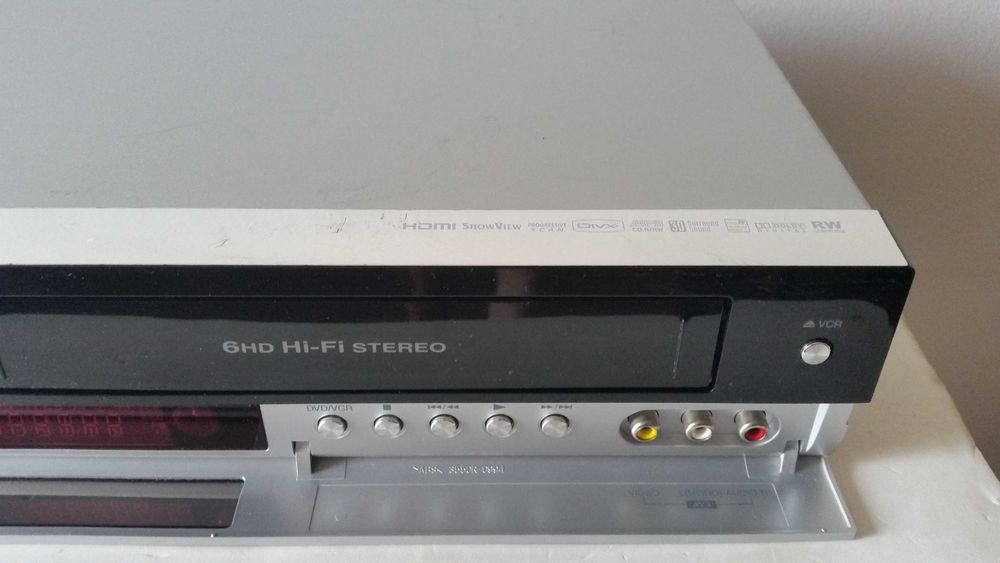 Magnetowid dvd LG
