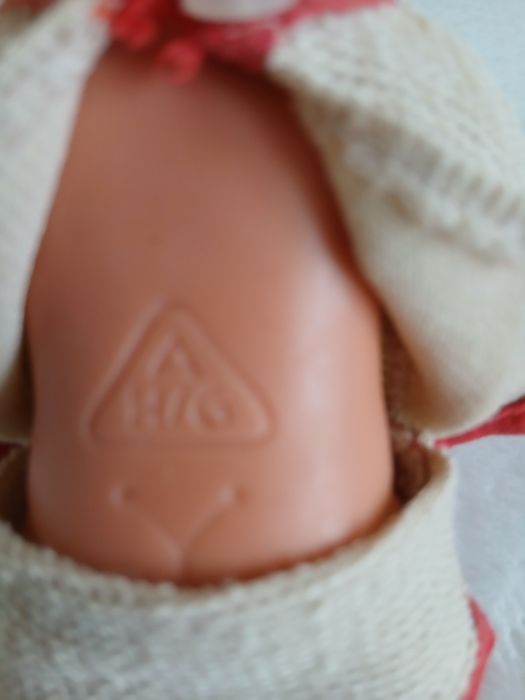 Лялька дівчинка,  Німеччина,  1974 рік. Б/у, довжина 20 см.