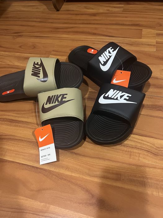 Розпродаж Тапки Nike 42,43,розмір