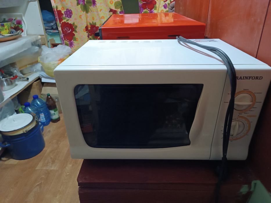 Мікрохвильова піч