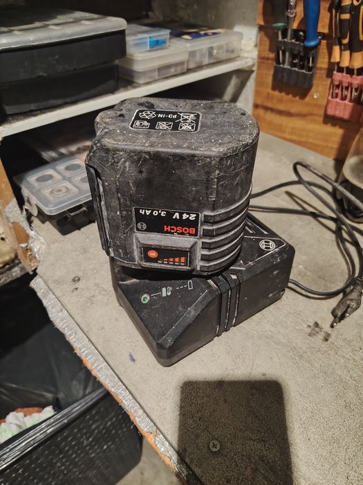 Bateria z ładowarką Bosch